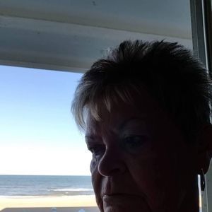 Meet your Posher, Lilliearnold